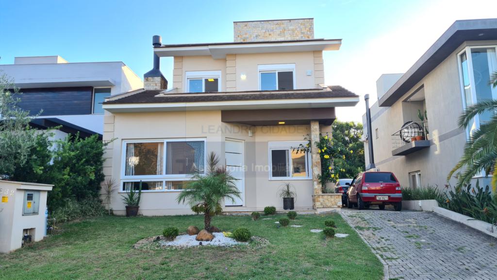 Casa de condomínio 4 dormitórios