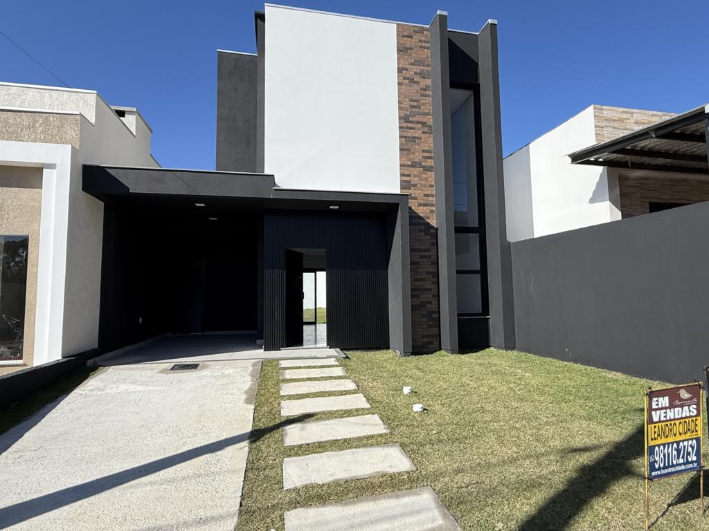 Casa de condomínio 3 dormitórios