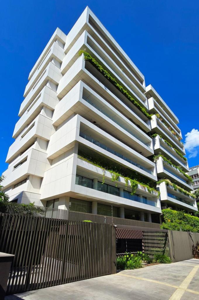 Apartamento 4 dormitórios