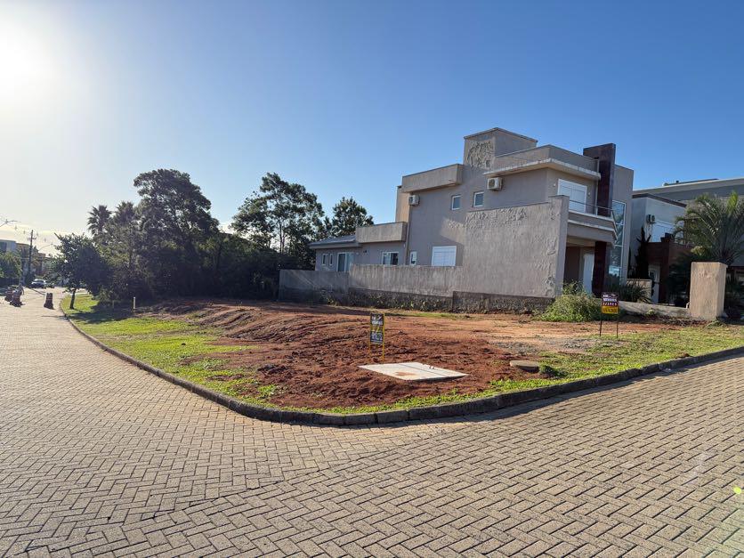 Terreno / Lote / Condomínio
