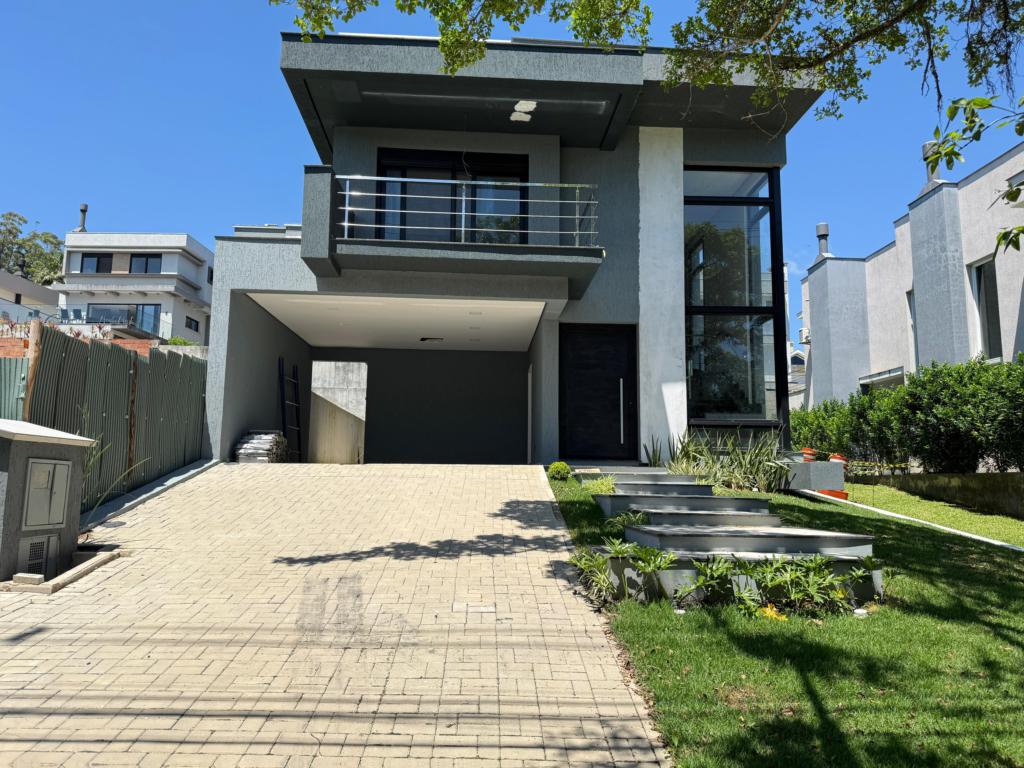 Casa de condomínio 4 dormitórios