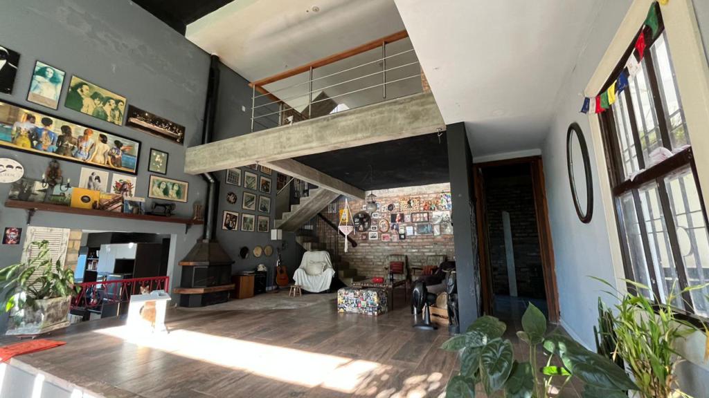 Casa de condomínio 3 dormitórios