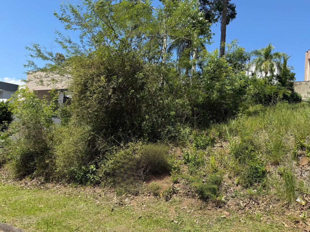 Terreno / Lote / Condomínio