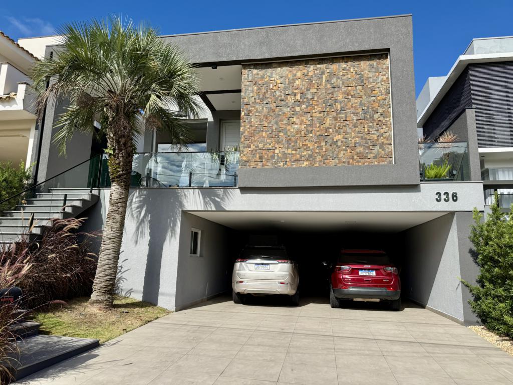 Casa de condomínio 3 dormitórios