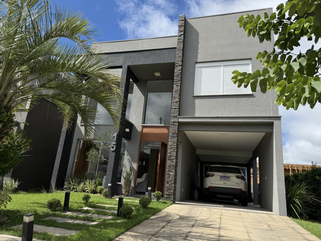 Casa de condomínio 3 dormitórios
