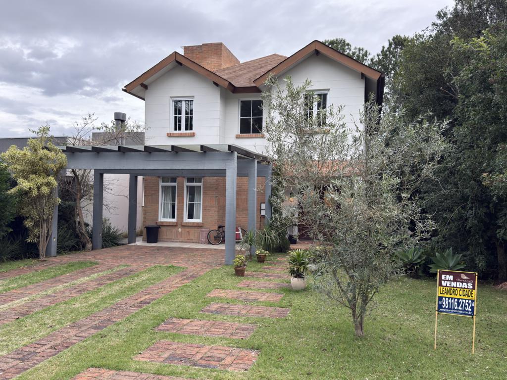 Casa de condomínio 5 dormitórios