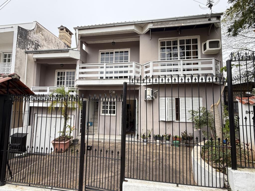 Casa 6 dormitórios