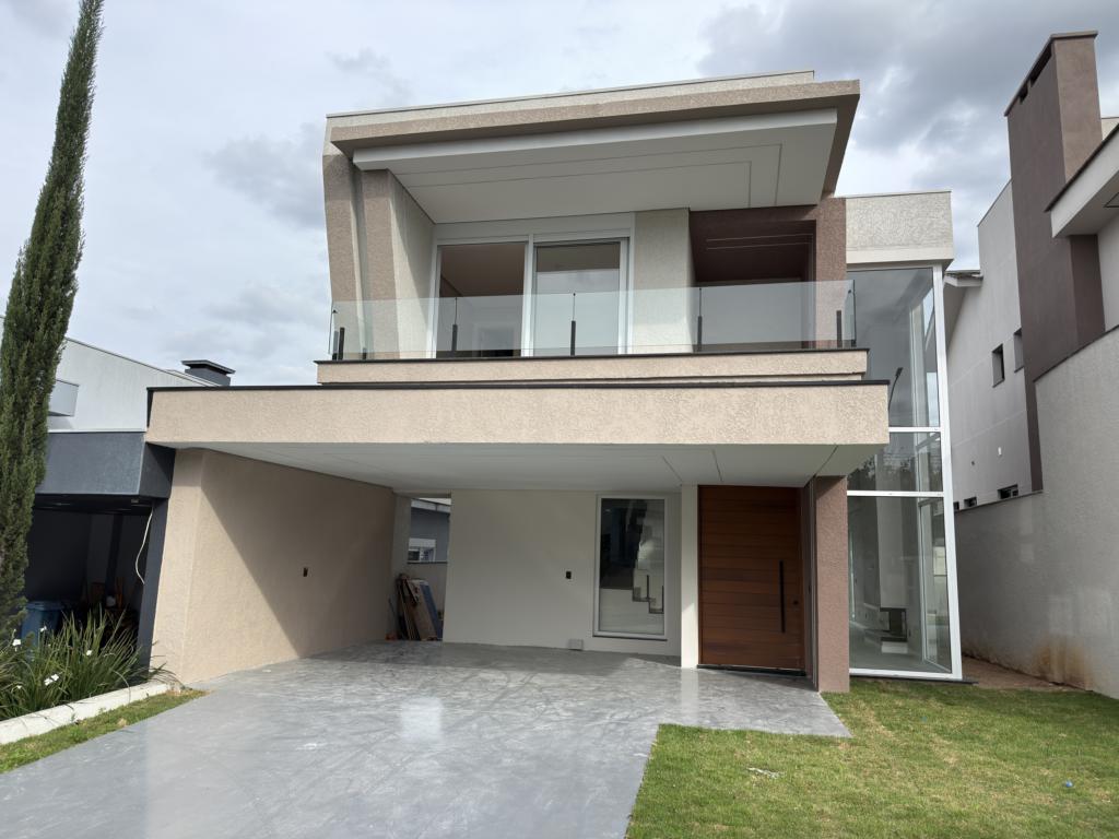 Casa de condomínio 3 dormitórios