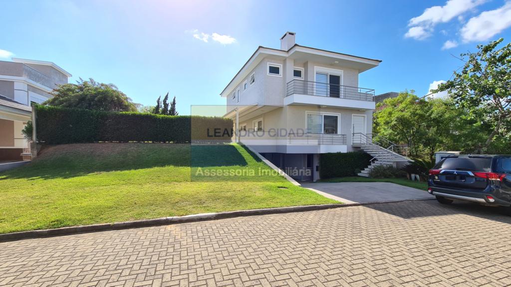 Casa de condomínio 4 dormitórios